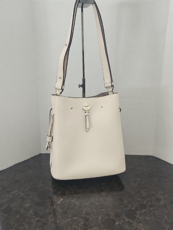 kate spade Handbags - kate spade Off White Pebbled Leather Shoulder Bag / Crossbody